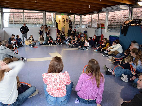 Clases abiertas por el Día de la Independencia