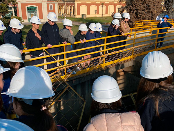 Visita a la planta de procesamiento de agua