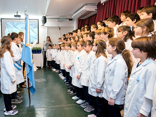 Promesa de fidelidad a la Bandera 2024