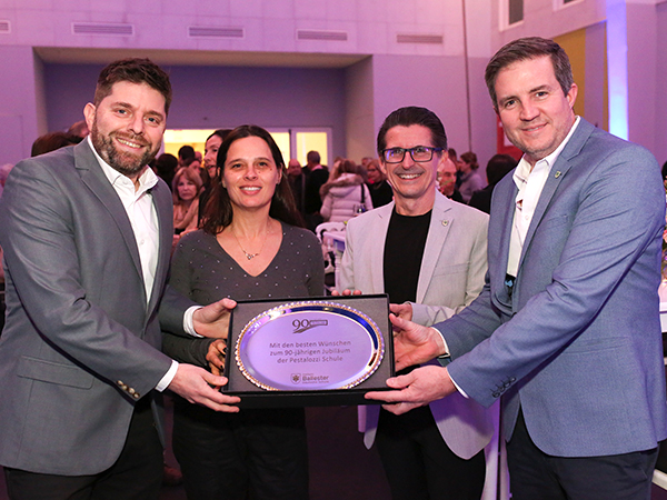 Celebración del 90° aniversario