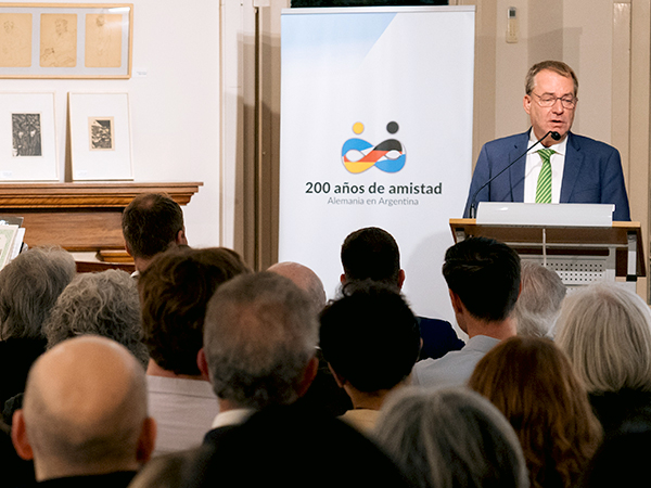 Un puente entre trazos y acordes