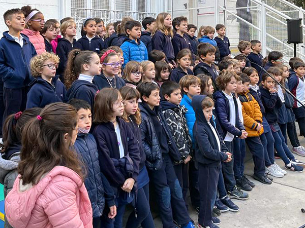 Homenaje a las maestras y los maestros en su día