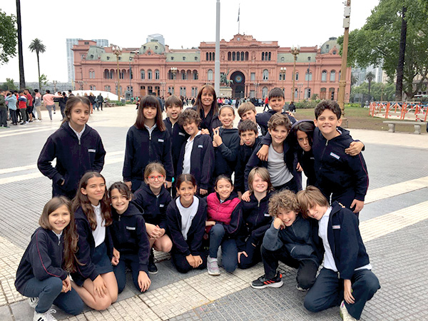 Visita al Cabildo y a la Plaza de Mayo